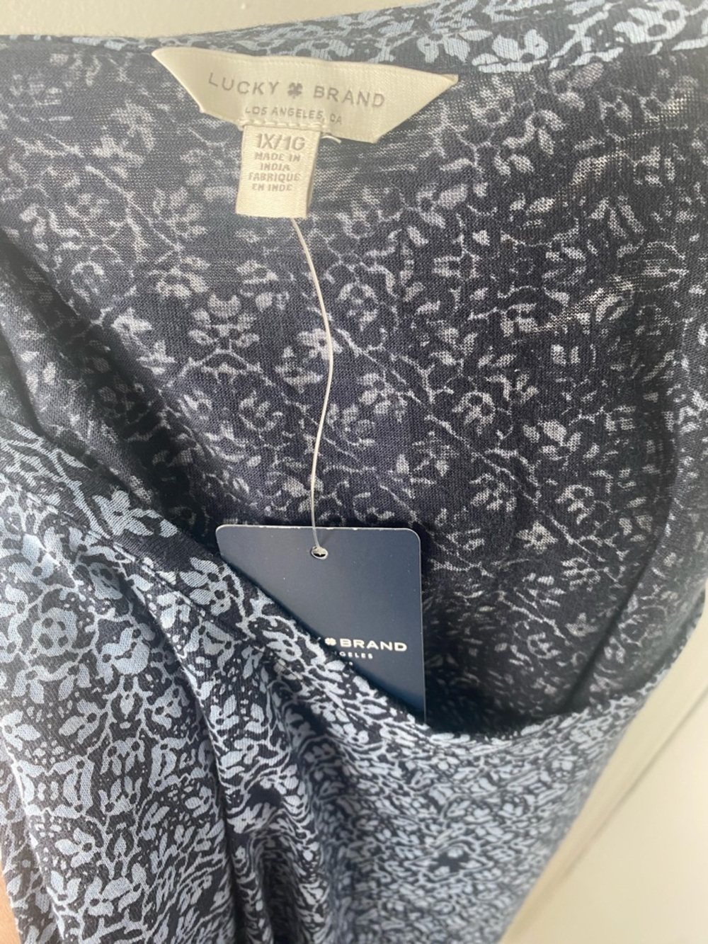 Lucky Brand NWT Blue Patterned Scoop Neck Tunic - Picture 6 of 6
